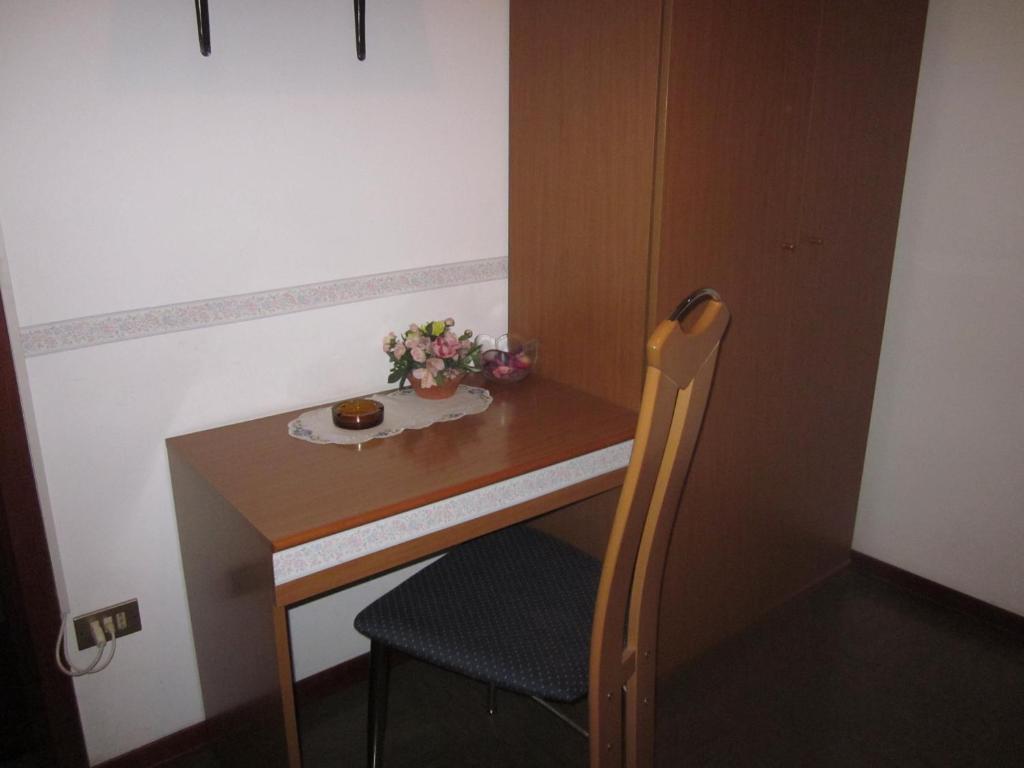 Albergo Leon Bianco Moggio Udinese Kamer foto